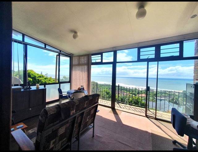 5 BEDROOM HOUSE FOR SALE IN OSLO BEACH